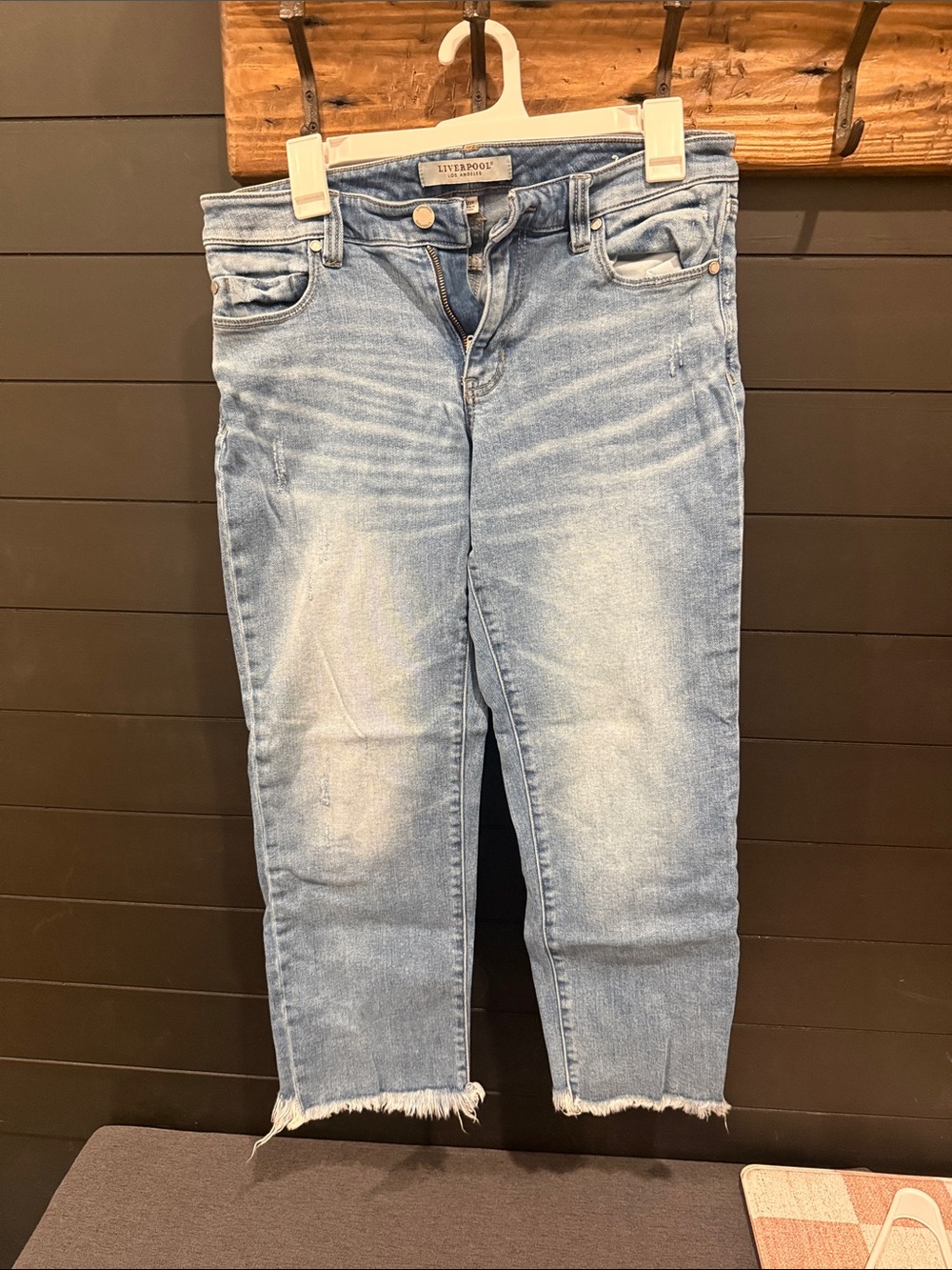 Liverpool Light Blue Cropped Frayed Hem Jeans